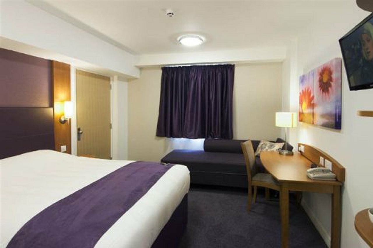 Premier Inn South Mimms/Potters Bar Hotel Exterior foto